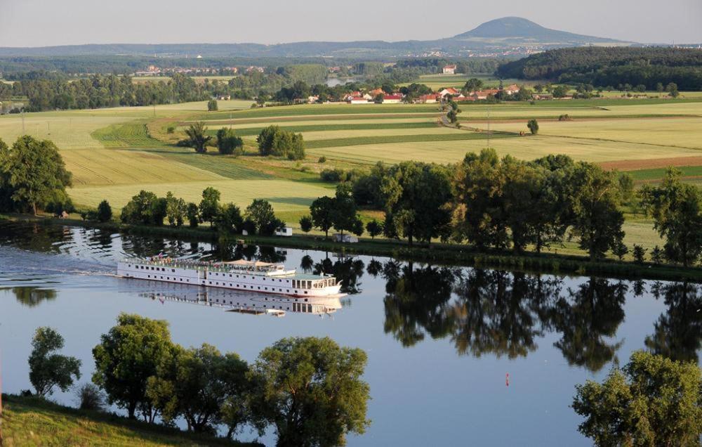 Florentina Boat Litomerice Luaran gambar