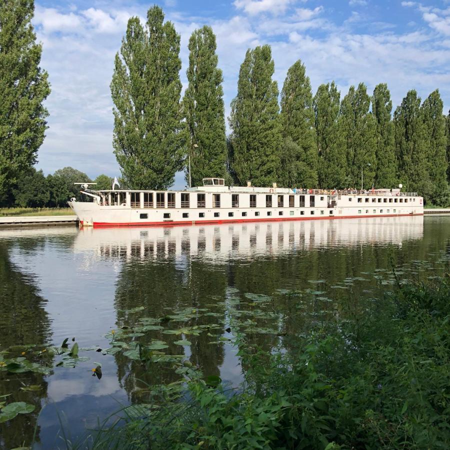 Florentina Boat Litomerice Luaran gambar